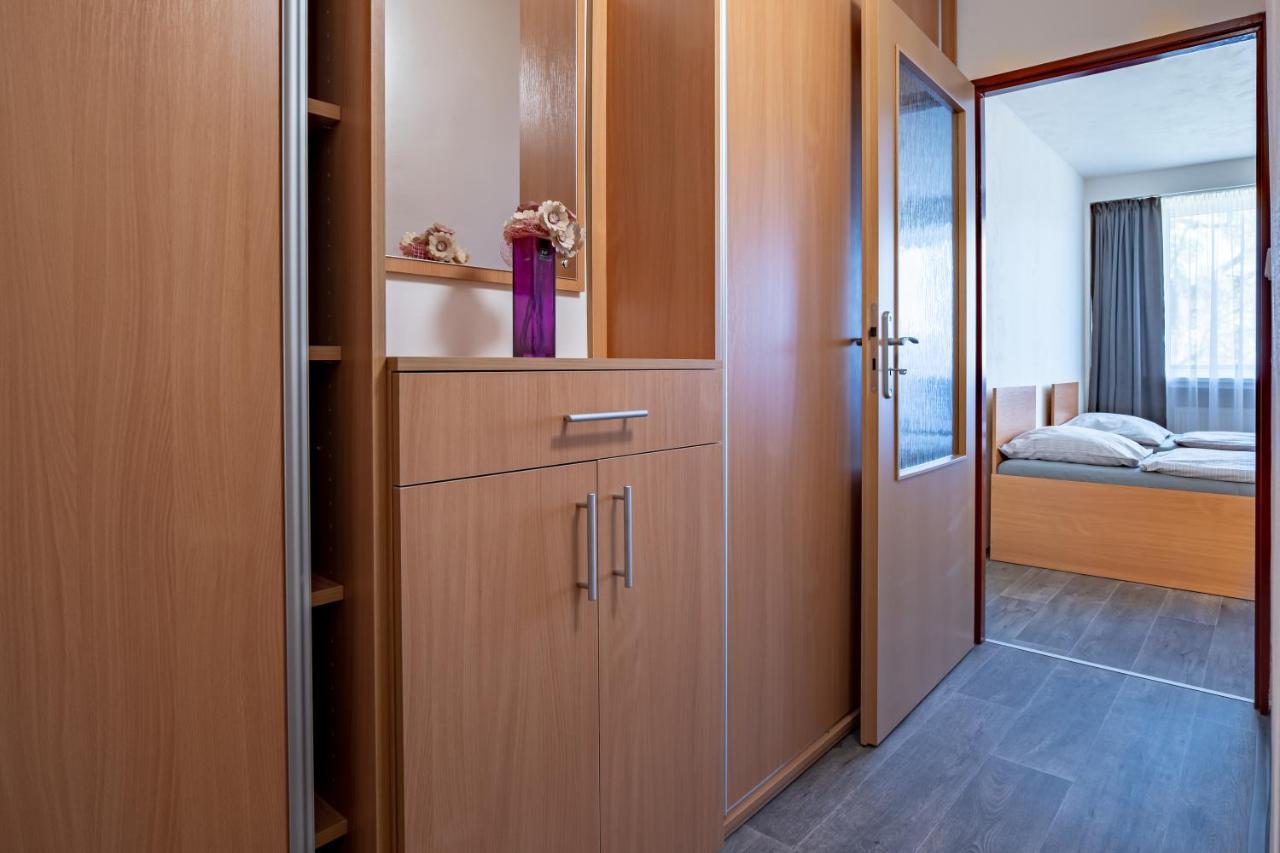 Apartmany A Studia Zamecky Park Litvínov Екстериор снимка